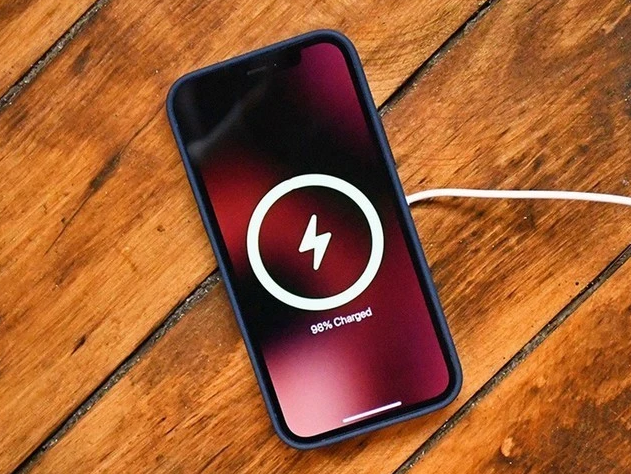 宁都苹果手机维修分享iPhone 12可以随便充电吗 