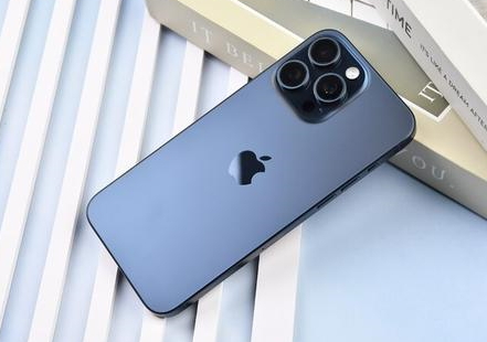 宁都苹果维修点分享iPhone 15 Pro Max屏幕更换全新实操风险 